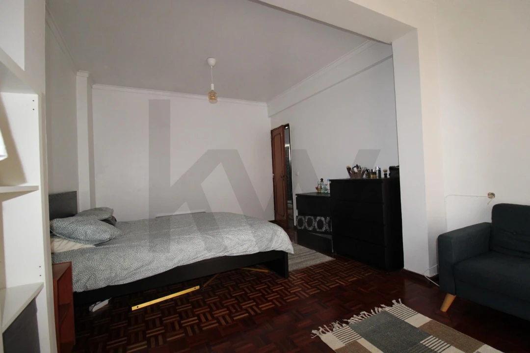 Apartamento T2 para Venda em Queluz e Belas Foto 12