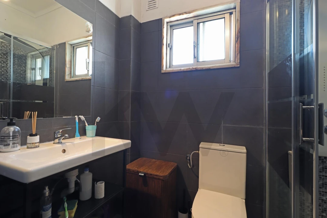 Apartamento T2 para Venda em Queluz e Belas Foto 21