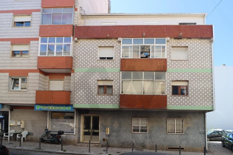 Apartamento T2 para Venda em Queluz e Belas Foto 34