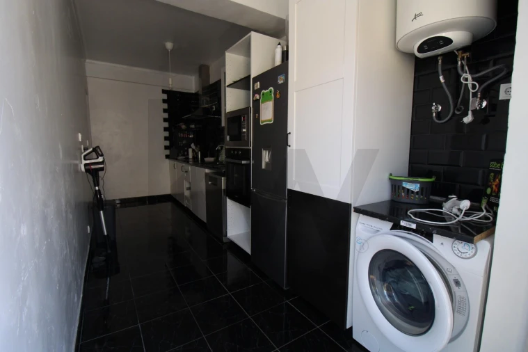 Apartamento T2 para Venda em Queluz e Belas Foto 21