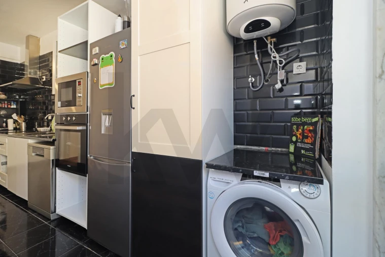 Apartamento T2 para Venda em Queluz e Belas Foto 16