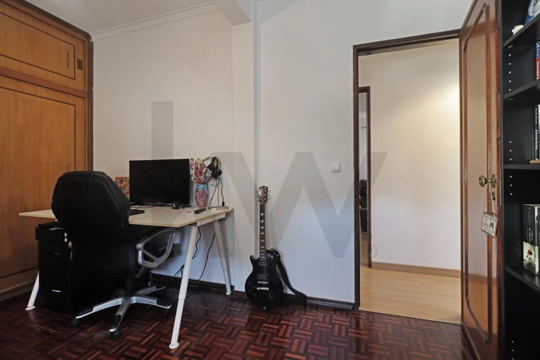 Apartamento T2 para Venda em Queluz e Belas Foto 13