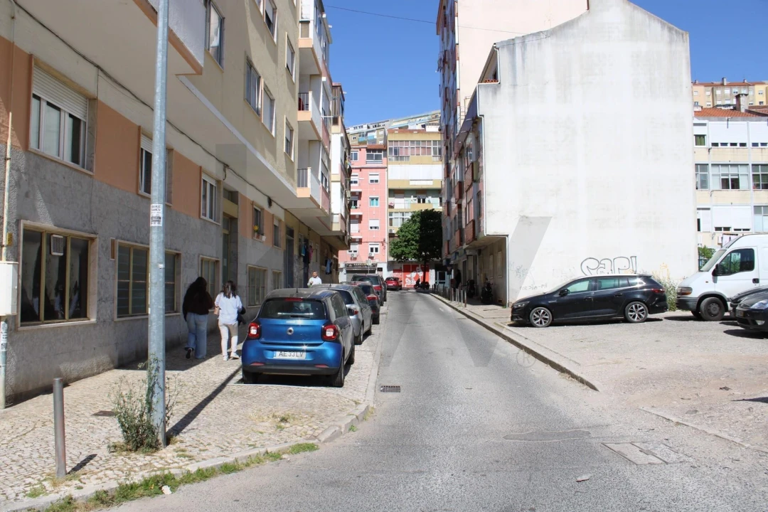 Apartamento T2 para Venda em Queluz e Belas Foto 41