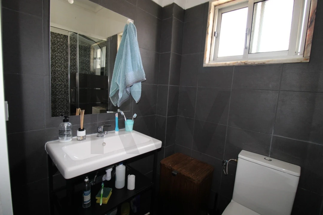 Apartamento T2 para Venda em Queluz e Belas Foto 16