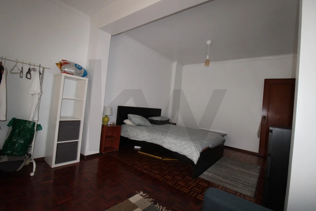 Apartamento T2 para Venda em Queluz e Belas Foto 11