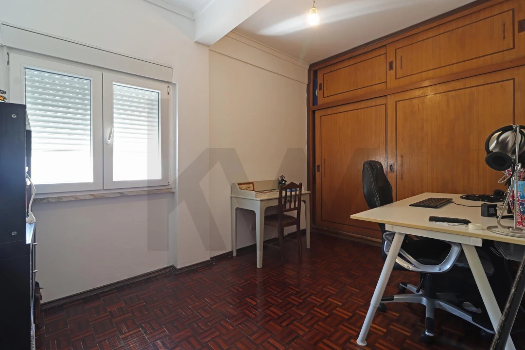 Apartamento T2 para Venda em Queluz e Belas Foto 12