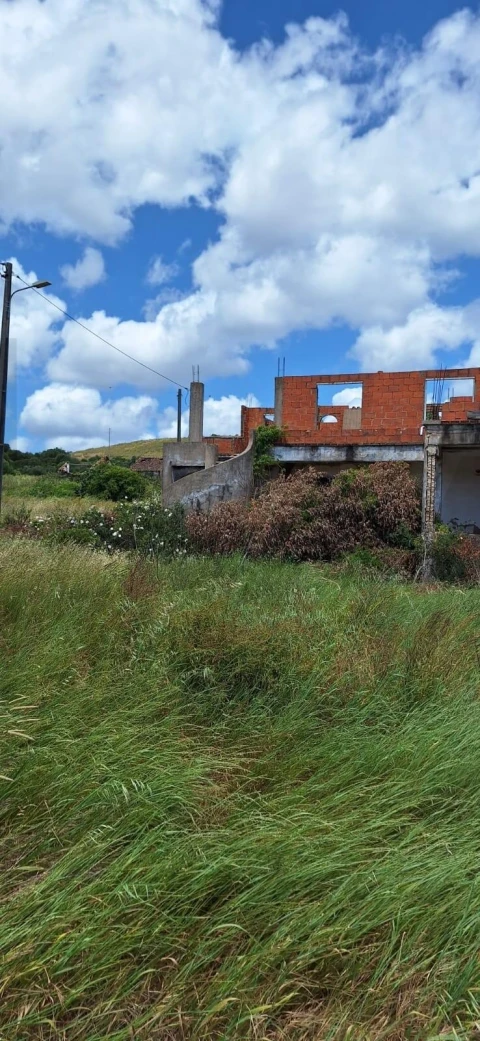 Moradia T6 para Venda em Odiaxere