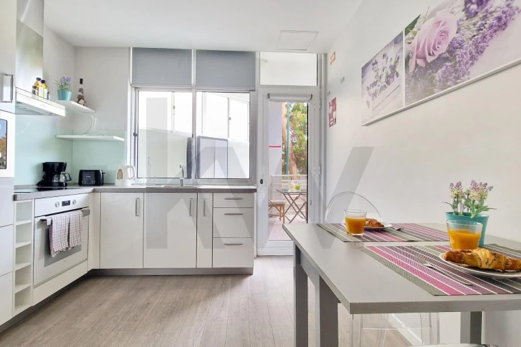 Apartamento T1 para Venda em São Martinho Foto 3