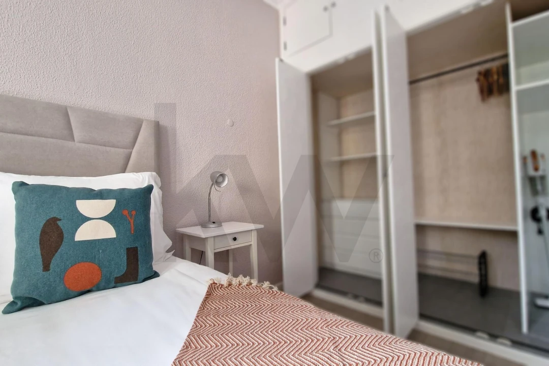 Apartamento T1 para Venda em São Martinho Foto 13