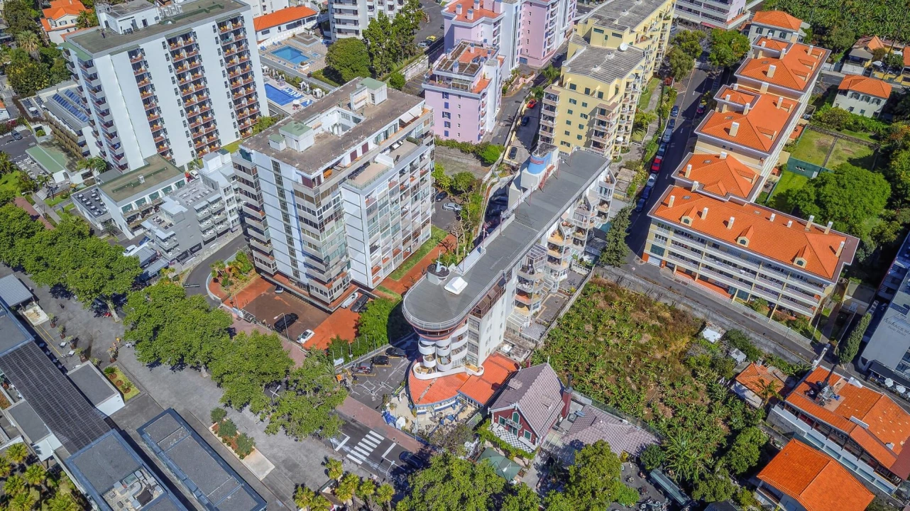 Apartamento T1 para Venda em São Martinho Foto 16
