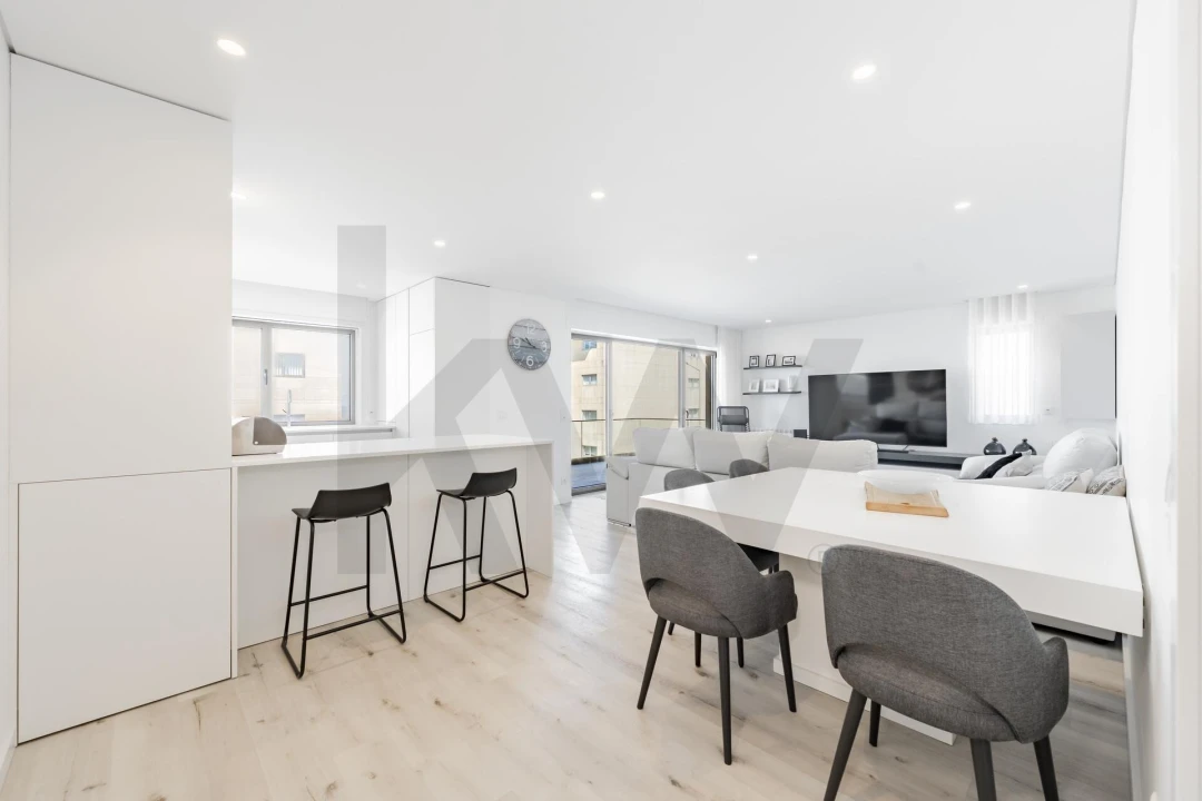 Apartamento T3 para Arrendamento em Arvore Foto 17