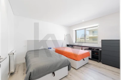 Apartamento T3 para Arrendamento em Arvore