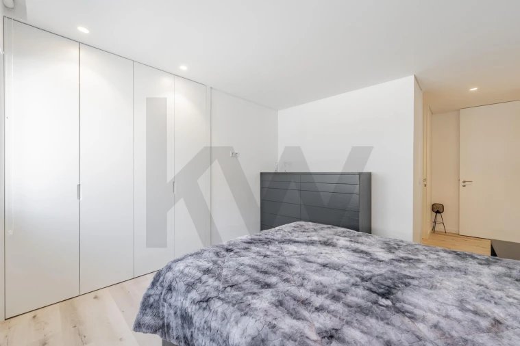 Apartamento T3 para Arrendamento em Arvore Foto 16