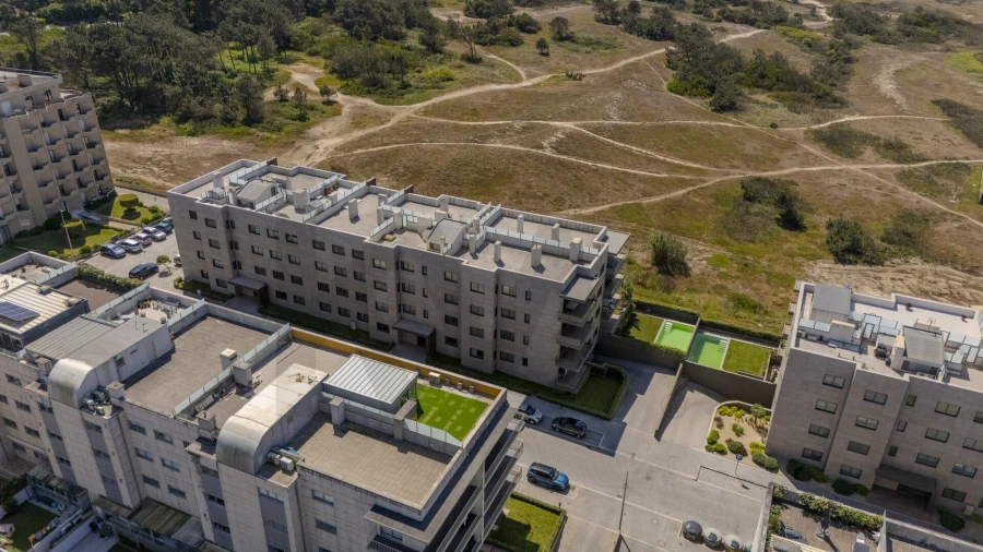 Apartamento T3 para Arrendamento em Arvore Foto 24