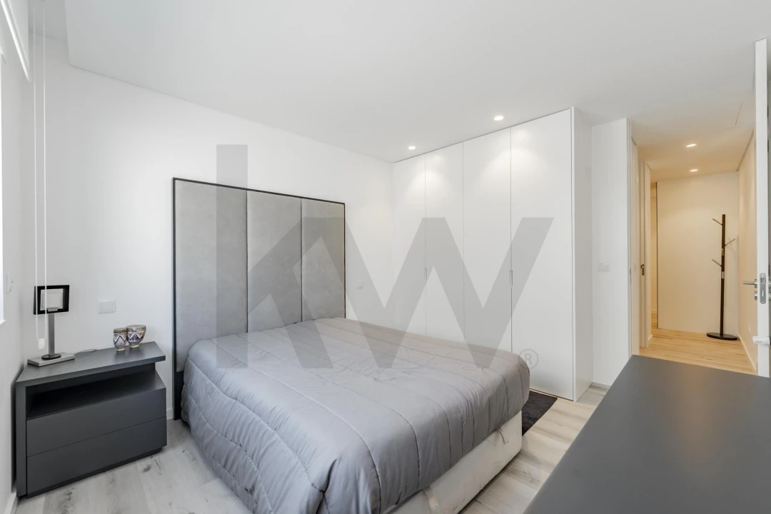 Apartamento T3 para Arrendamento em Arvore Foto 12