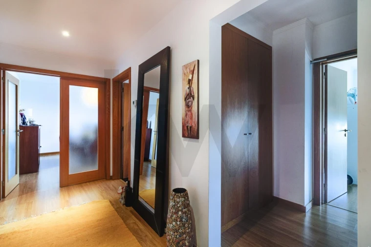 Apartamento T3 para Venda em Alcabideche Foto 2