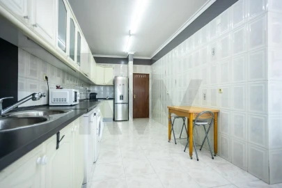 Apartamento T2 para Venda em Palhais e Coina