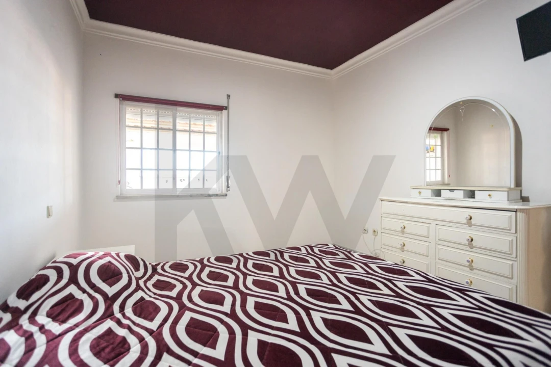 Apartamento T2 para Venda em Palhais e Coina Foto 24