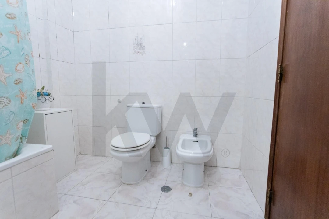 Apartamento T2 para Venda em Palhais e Coina Foto 28