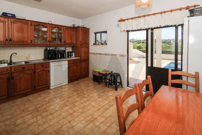 Moradia T6 para Venda em Luz