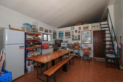 Moradia T6 para Venda em Luz
