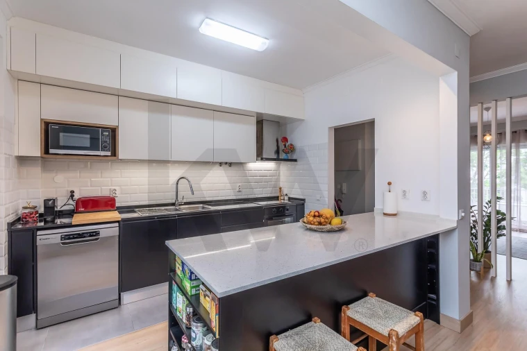 Apartamento T3 para Venda em Alcabideche Foto 9