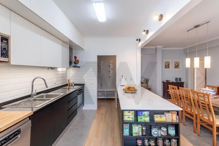 Apartamento T3 para Venda em Alcabideche Foto 7
