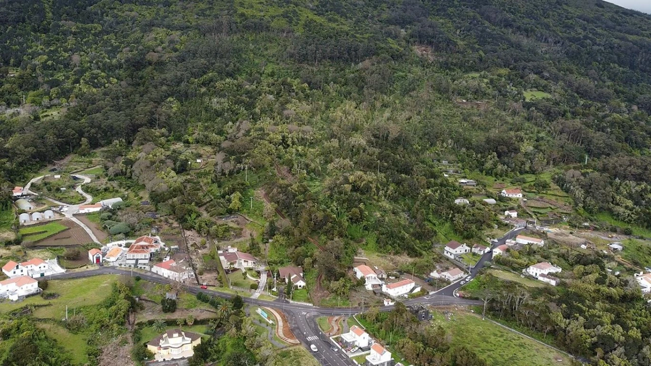 Terreno para Venda em Velas (São Jorge) Foto 16