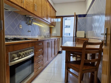 Apartamento T1 para Arrendamento em Oeiras e São Julião da Barra, Paço de Arcos e Caxias