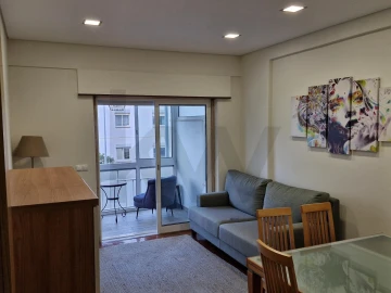 Apartamento T1 para Arrendamento em Oeiras e São Julião da Barra, Paço de Arcos e Caxias