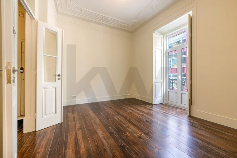 Apartamento T2 para Venda em Campo de Ourique Foto 14
