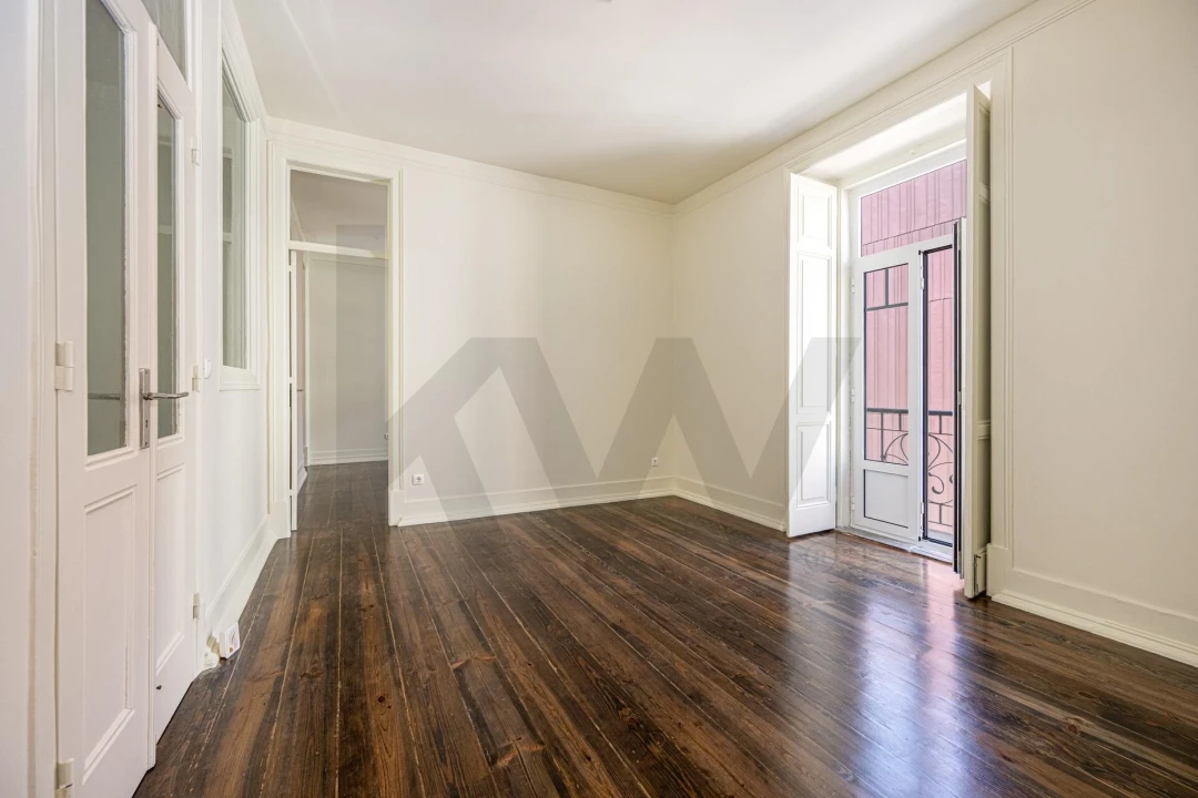 Apartamento T3 para Venda em Campo de Ourique Foto 4