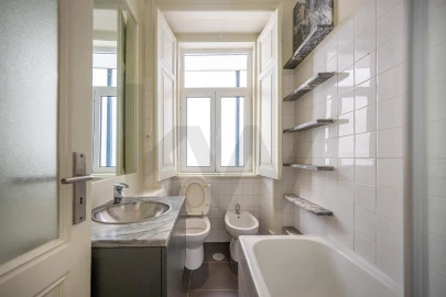 Apartamento T3 para Venda em Campo de Ourique