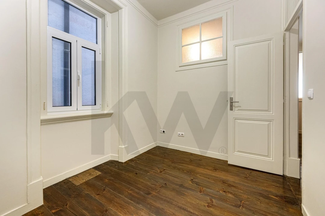 Apartamento T3 para Venda em Campo de Ourique Foto 17