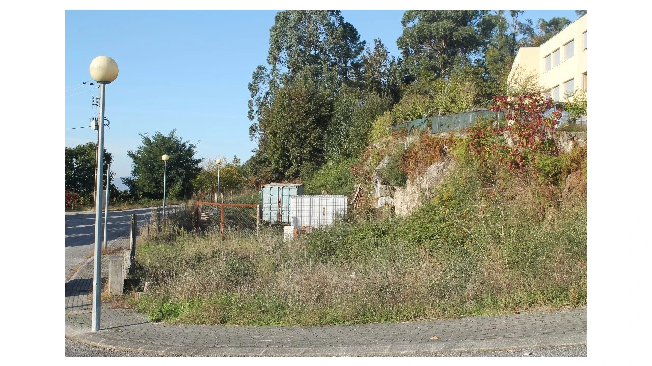 Terreno para Venda em Paço Foto 6