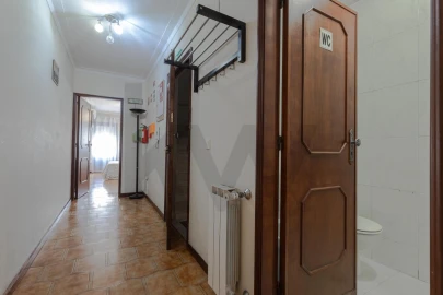 Apartamento T1 para Venda em Mafamude e Vilar do Paraíso