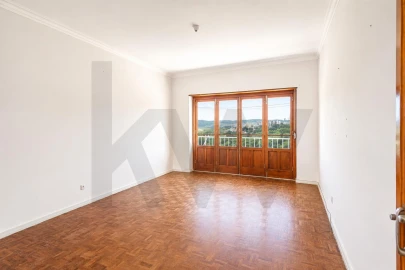 Apartamento T3 para Venda em Santo Antão e São Julião do Tojal