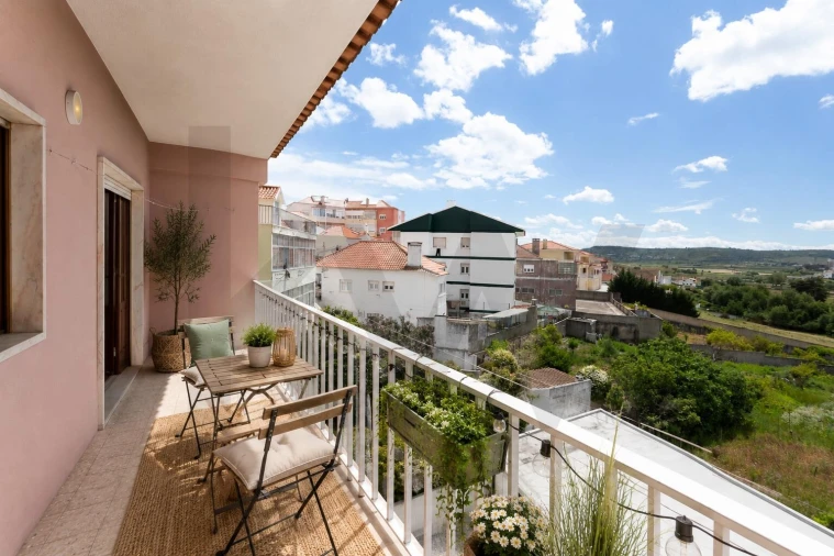 Apartamento T3 para Venda em Santo Antão e São Julião do Tojal Foto 6