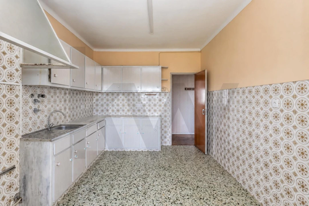 Apartamento T3 para Venda em Santo Antão e São Julião do Tojal Foto 10