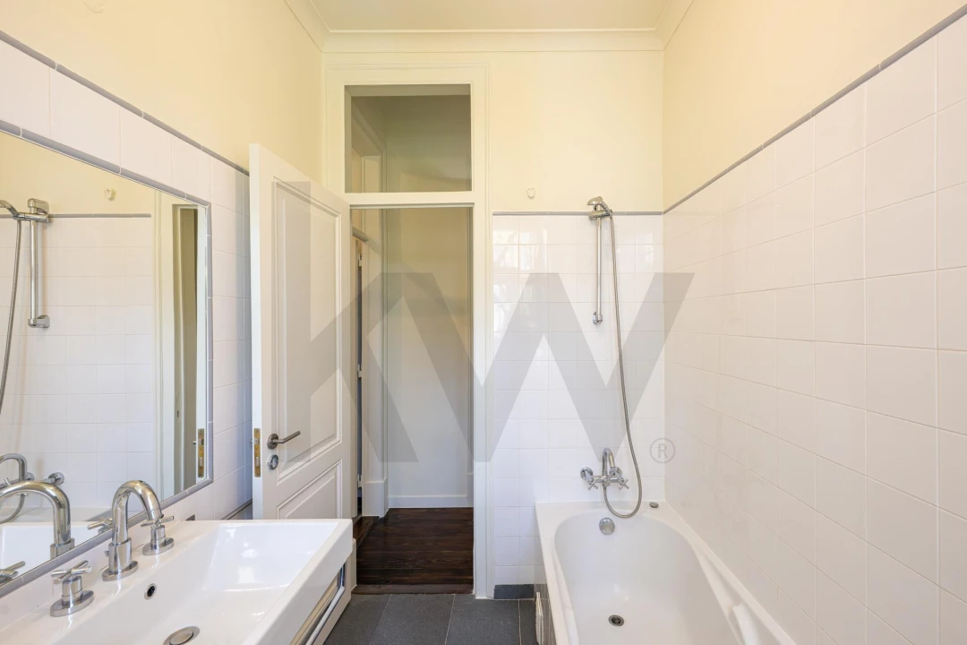 Apartamento T2 para Venda em Campo de Ourique Foto 28