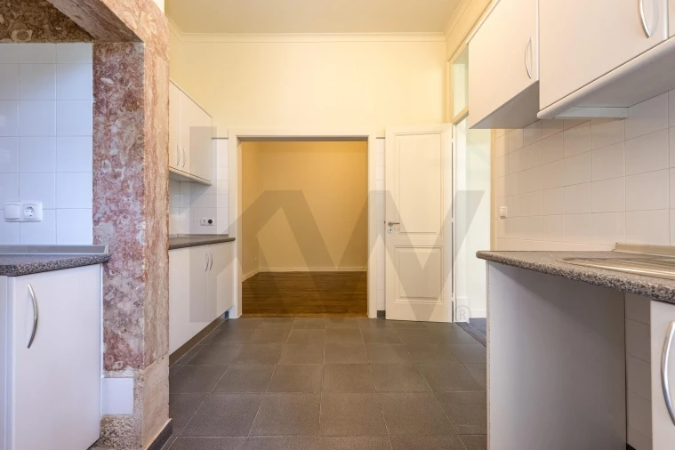 Apartamento T2 para Venda em Campo de Ourique Foto 23