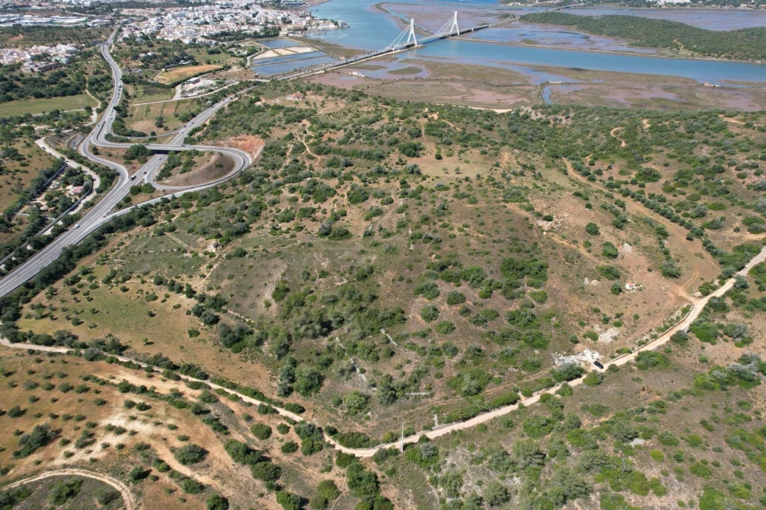 Quinta T3 para Venda em Estômbar e Parchal Foto 10
