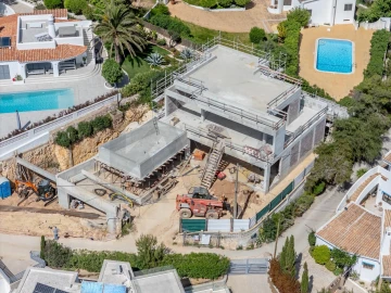 Moradia T4 para Venda em Lagoa e Carvoeiro
