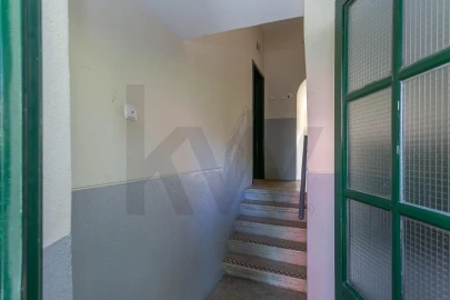 Apartamento T2 para Arrendamento em Alvalade