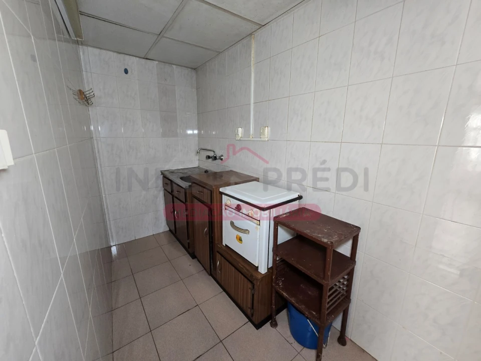 Prédio para Venda em Guarda Foto 22