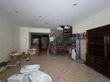 Prédio para Venda em Guarda