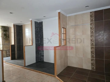 Prédio para Venda em Guarda