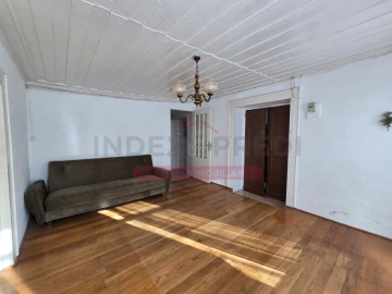 Prédio para Venda em Guarda