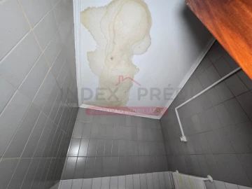 Prédio para Venda em Guarda