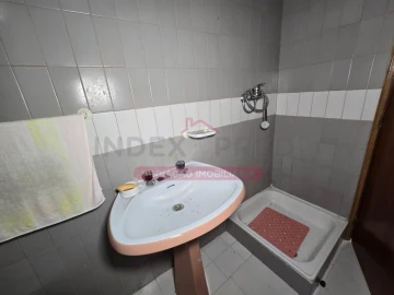 Prédio para Venda em Guarda